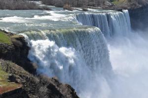 The American Falls, alternate view